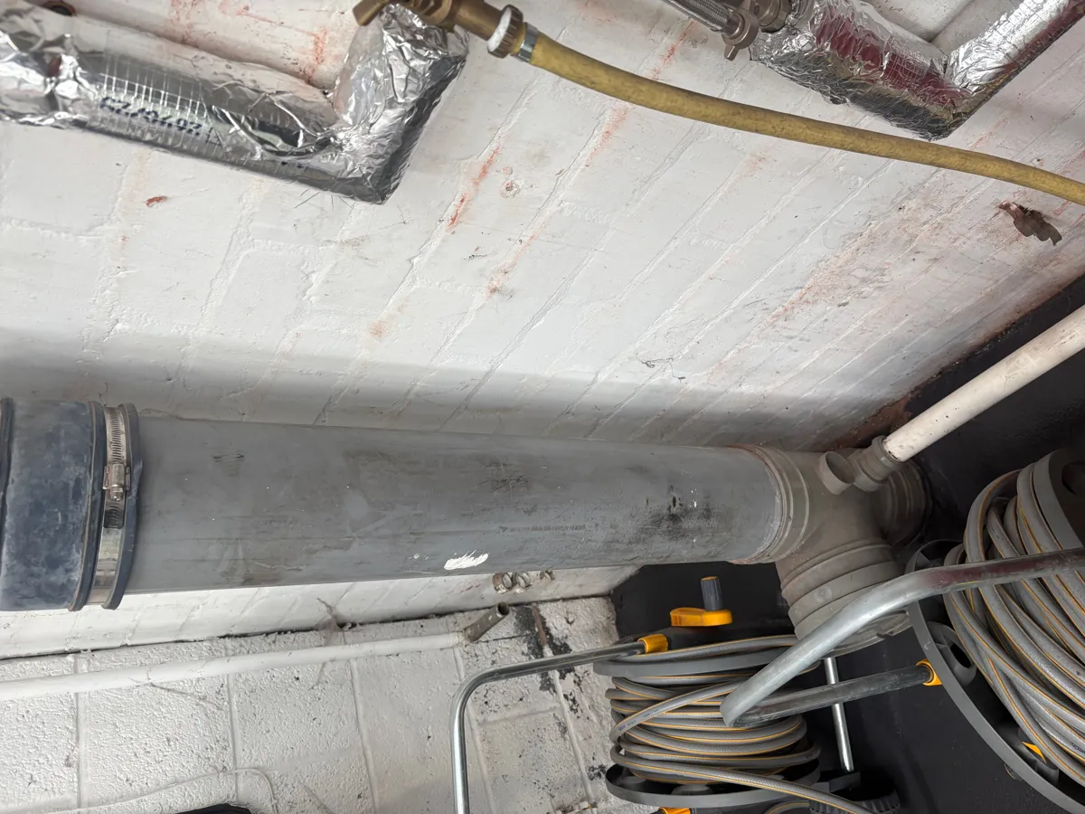 SMR plantroom pipework hoses