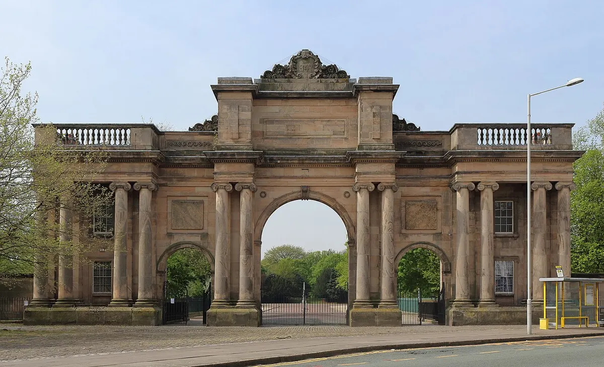 Grand Entrance, Birkenhead Park 2019