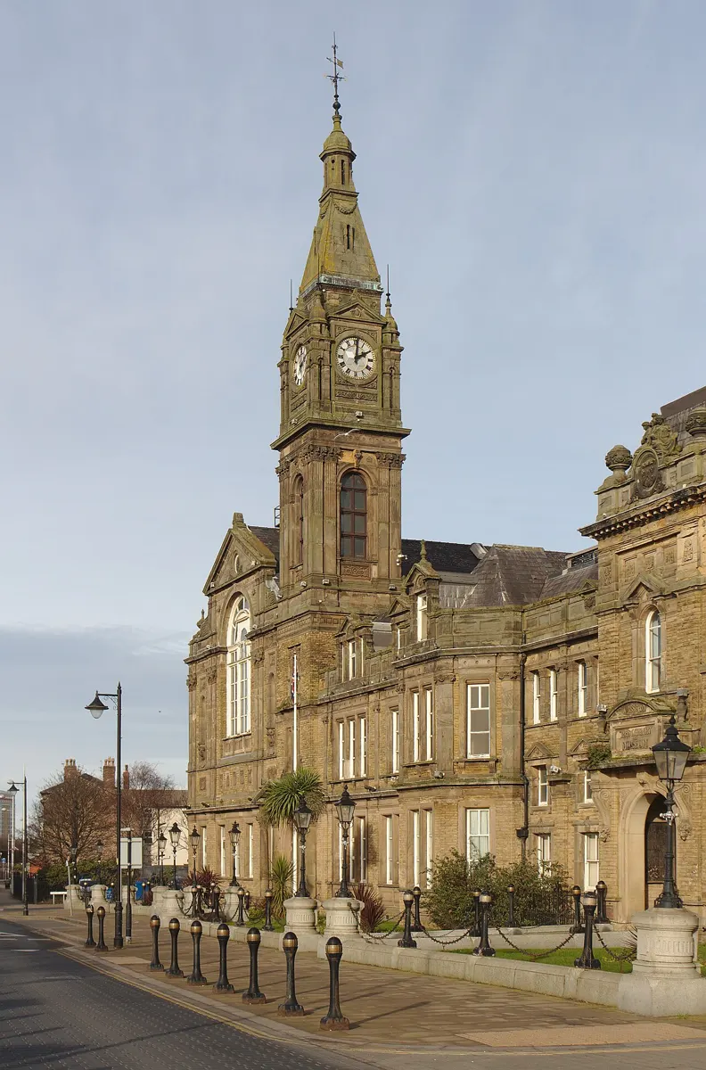 Bootle Town Hall 2020-1